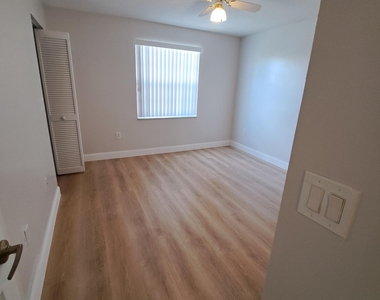 12349 Nw 53rd Street - Photo Thumbnail 21
