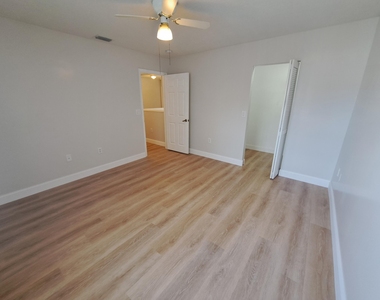 12349 Nw 53rd Street - Photo Thumbnail 28