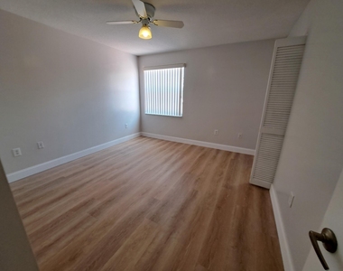 12349 Nw 53rd Street - Photo Thumbnail 23