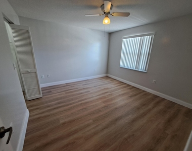 12349 Nw 53rd Street - Photo Thumbnail 27