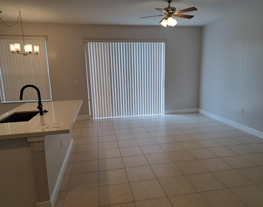 12349 Nw 53rd Street - Photo Thumbnail 12