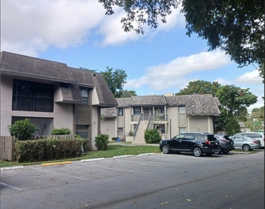 3689 Nw 94th Avenue - Photo Thumbnail 11