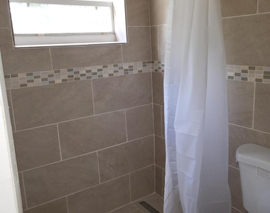 224 N 57th Avenue - Photo Thumbnail 1
