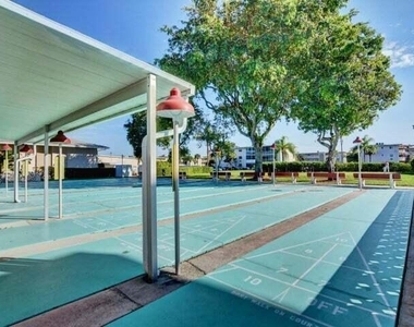 2566 S Garden Dr S - Photo Thumbnail 15
