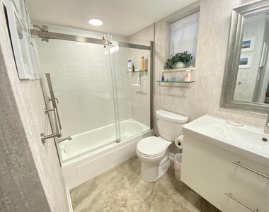 2566 S Garden Dr S - Photo Thumbnail 9