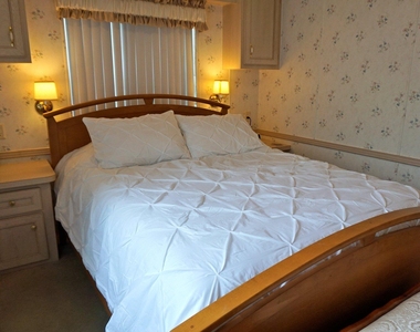 10725 S Ocean Drive - Photo Thumbnail 8