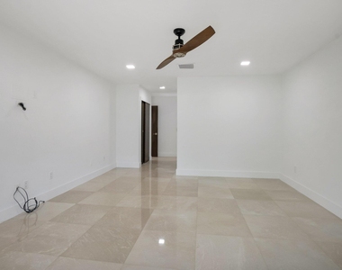 21922 Cypress Drive - Photo Thumbnail 14