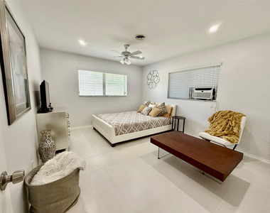23 Ne 19th Avenue - Photo Thumbnail 15
