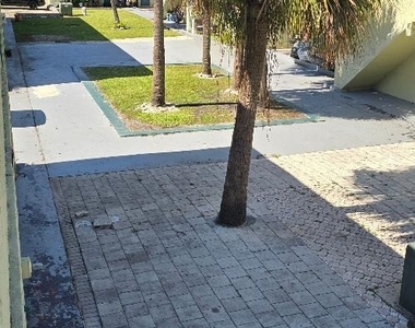2250 Nw 183rd Street - Photo Thumbnail 3