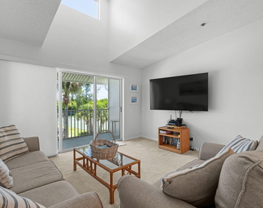 4436 Ne Ocean Boulevard - Photo Thumbnail 5