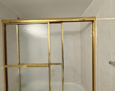 101 Briny Avenue - Photo Thumbnail 15
