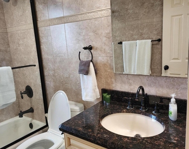 2080 E Hillsboro Boulevard - Photo Thumbnail 6