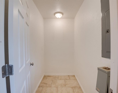 331743 E 1020 Road - Photo Thumbnail 24
