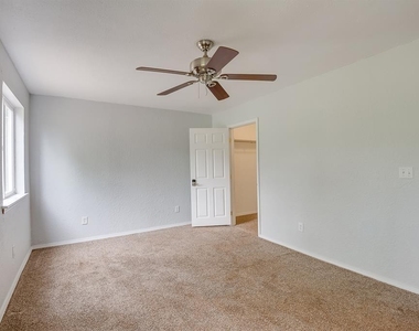 331743 E 1020 Road - Photo Thumbnail 14