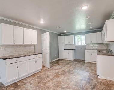331743 E 1020 Road - Photo Thumbnail 9