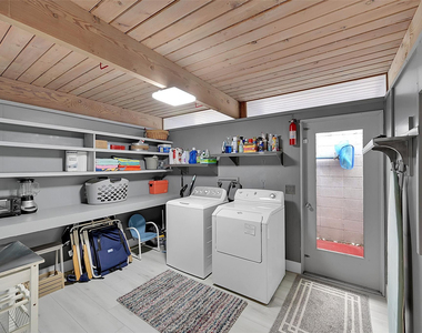234 Pine Avenue - Photo Thumbnail 26