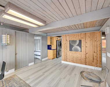 234 Pine Avenue - Photo Thumbnail 2