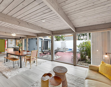 234 Pine Avenue - Photo Thumbnail 16