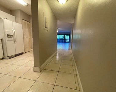2967 Riverside Drive - Photo Thumbnail 2