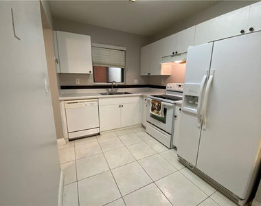 2967 Riverside Drive - Photo Thumbnail 1