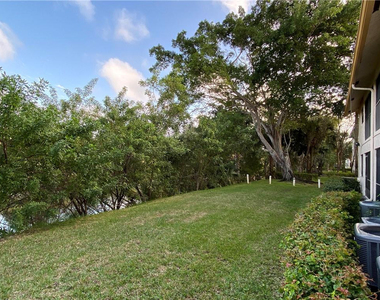 2967 Riverside Drive - Photo Thumbnail 22