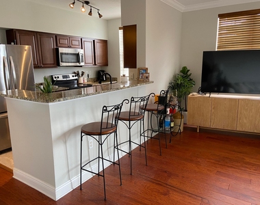 616 Clearwater Park Road - Photo Thumbnail 3