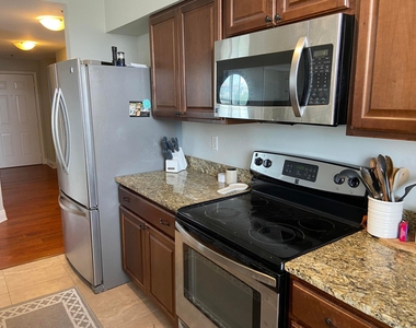 616 Clearwater Park Road - Photo Thumbnail 6