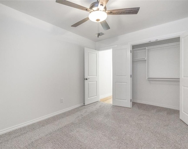 13001 Ne 9th Street - Photo Thumbnail 16