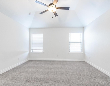 13001 Ne 9th Street - Photo Thumbnail 10