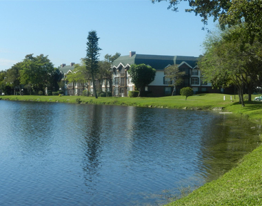 3670 Inverrary Drive - Photo Thumbnail 5