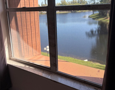 3670 Inverrary Drive - Photo Thumbnail 12