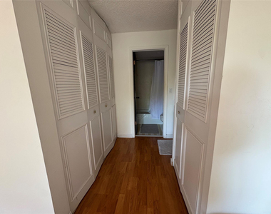 3670 Inverrary Drive - Photo Thumbnail 19