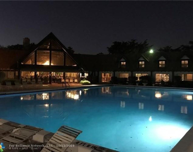 3670 Inverrary Drive - Photo Thumbnail 2