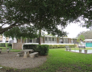 2110 Se Edler Drive - Photo Thumbnail 16