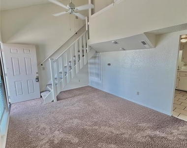1901 Lindsey Street - Photo Thumbnail 22