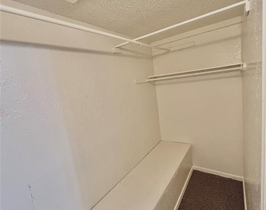 1901 Lindsey Street - Photo Thumbnail 1