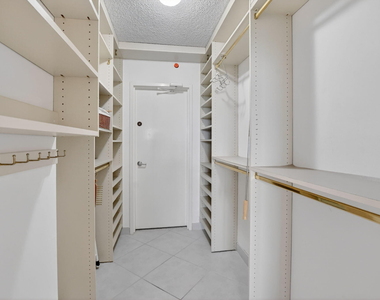 2121 N Ocean Boulevard - Photo Thumbnail 9
