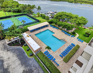 2121 N Ocean Boulevard - Photo Thumbnail 3
