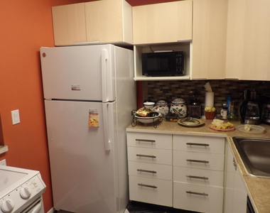 195 Fanshaw Way E - Photo Thumbnail 14
