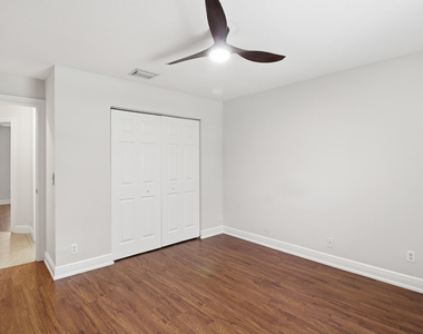 5802 Se Wesley Avenue - Photo Thumbnail 15