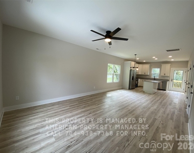 840 S 4th Street - Photo Thumbnail 1