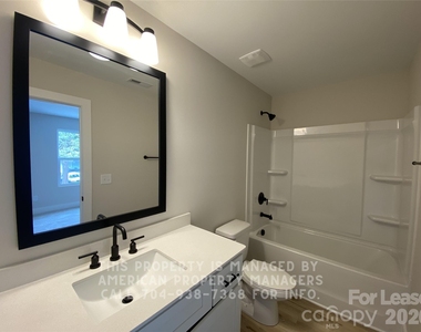 840 S 4th Street - Photo Thumbnail 5