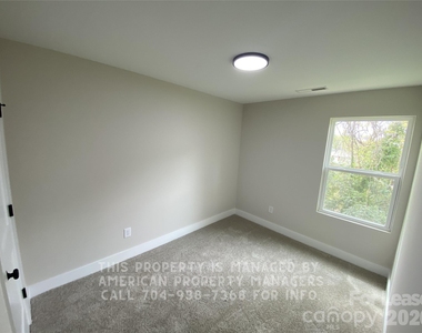 840 S 4th Street - Photo Thumbnail 9