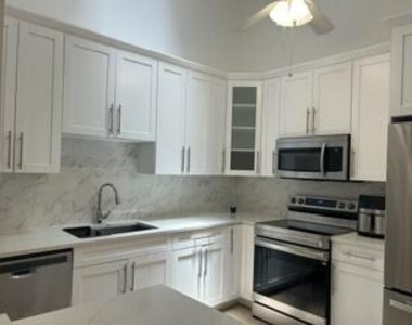389 Ne Driftwood Terrace - Photo Thumbnail 2