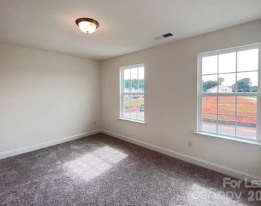 1503 Cedar Tree Drive - Photo Thumbnail 13
