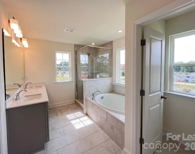 1503 Cedar Tree Drive - Photo Thumbnail 10