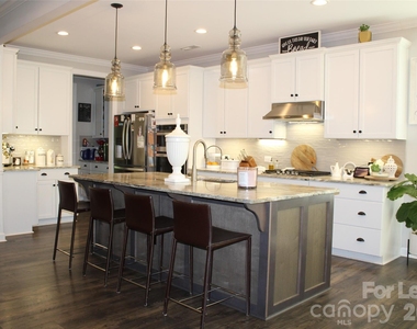 4181 Palm Drive - Photo Thumbnail 1
