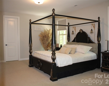 4181 Palm Drive - Photo Thumbnail 11