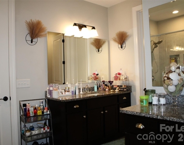 4181 Palm Drive - Photo Thumbnail 13