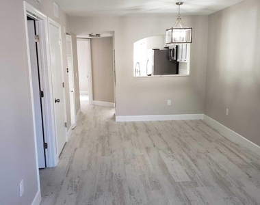 3512 Briar Bay Boulevard - Photo Thumbnail 5